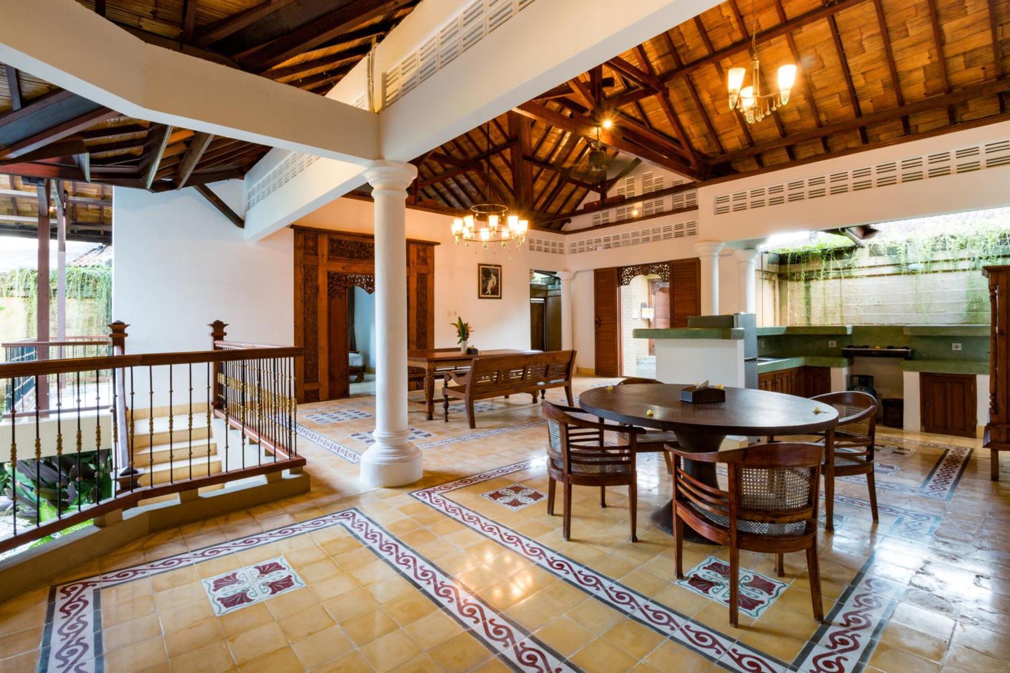 Bali Royal Heritage