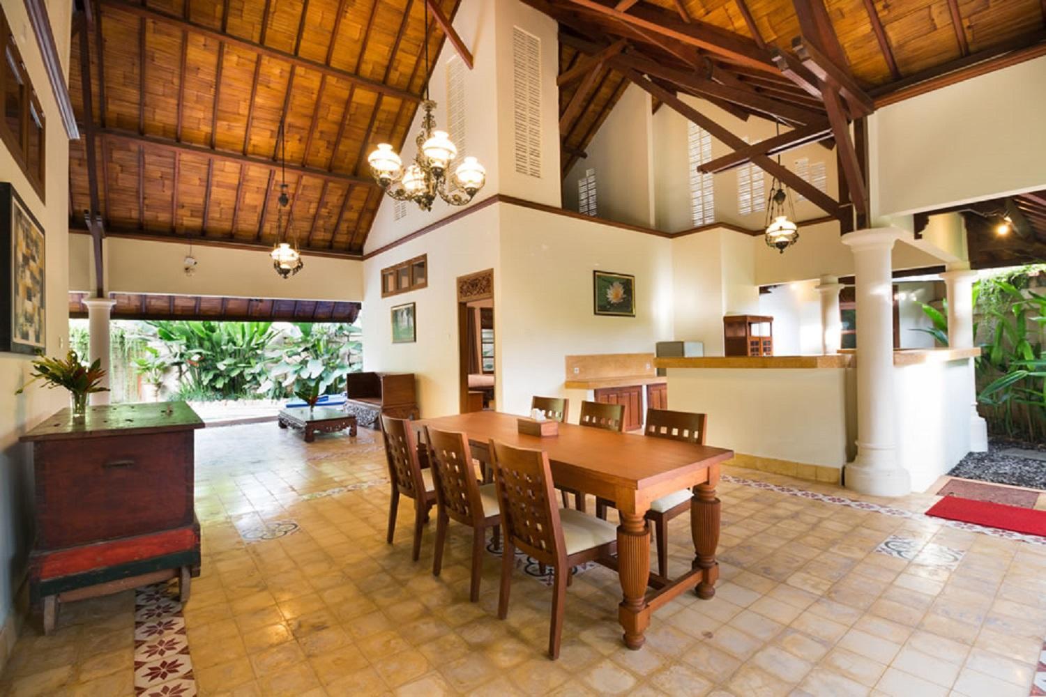Bali Royal Heritage *